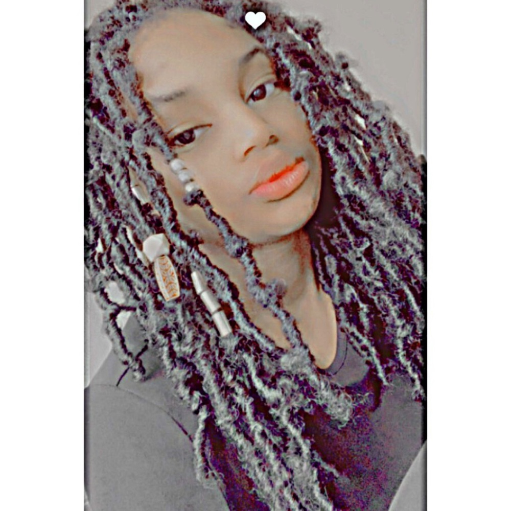 Meet your Posher, Lanaeshae